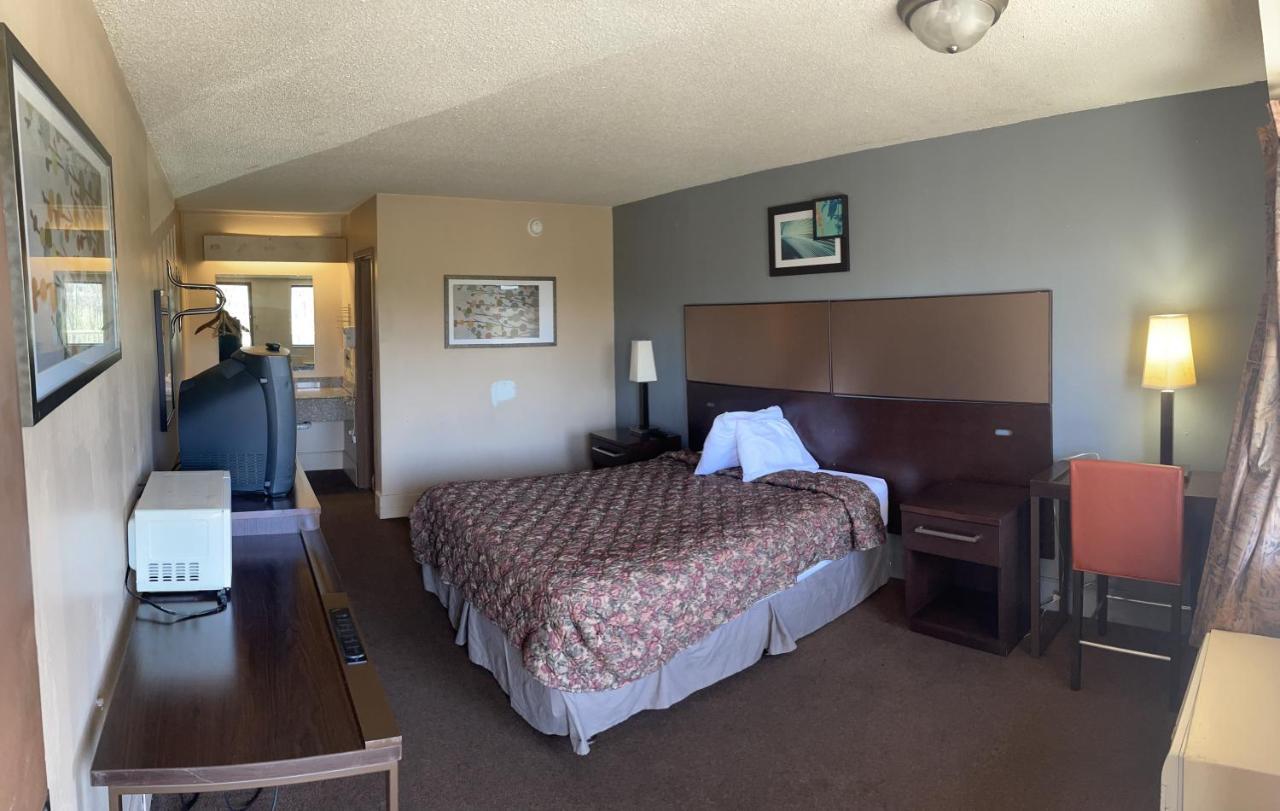 Crafton Hilltop Inn Pittsburgh מראה חיצוני תמונה